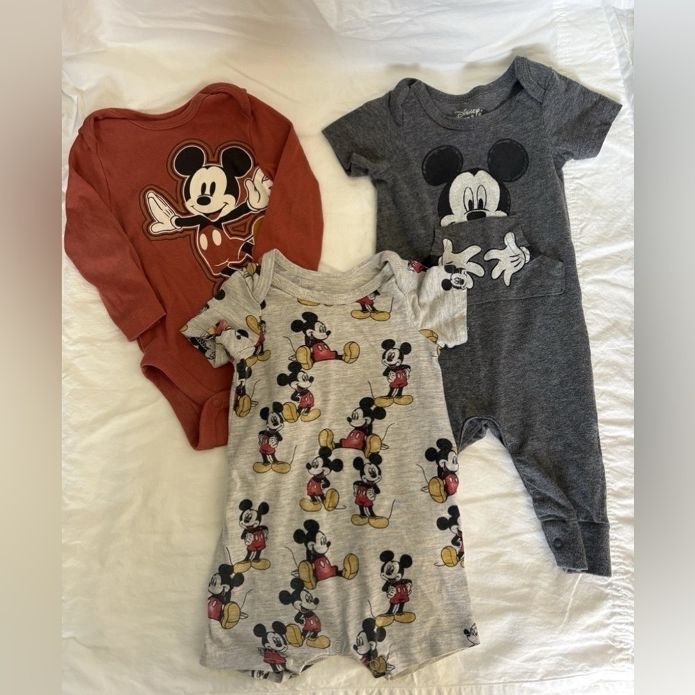 Lot of 3 Disney Mickey Mouse Baby Boy Outfits – Rompers & bodysuit Size 3-6Month